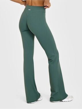 SoftMotion™ Flared Bottoms with White Logo | Iced Green - S - Short